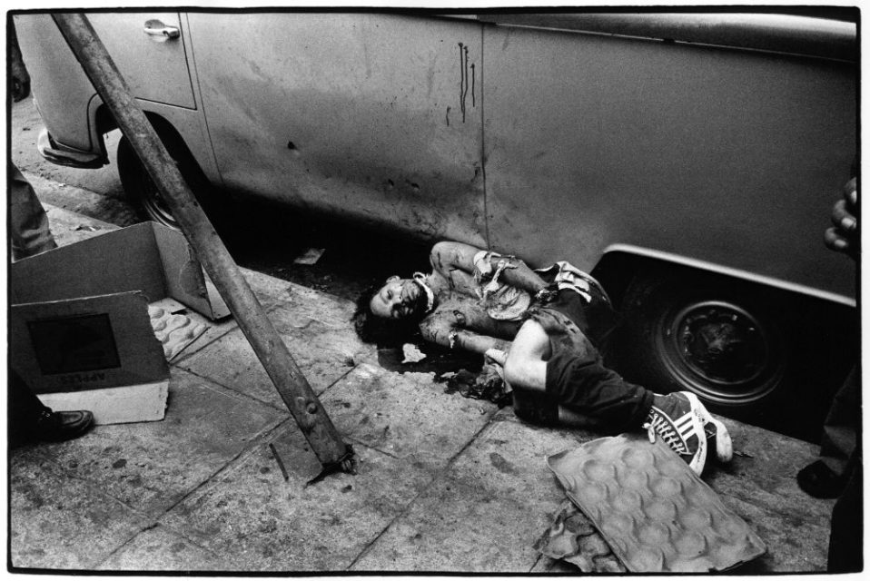 El Salvador, San Salvador, 1980. Victim of the blood bad.