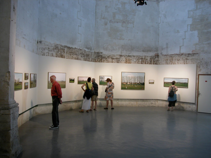 Hollandse Velden at Rencontres d'Arles, 2004