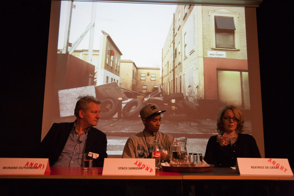 ANGRY Opening debate with Wijnand Duyvendak (ex climate activist), Beatrice de Graaf (researcher terrorism) and Stacii Samidin (photographer)