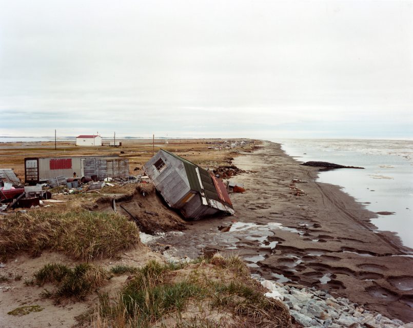 Nathan Weyiouanna's huis - Nathan Weyiouanna's house -The Last Days Of Shishmaref