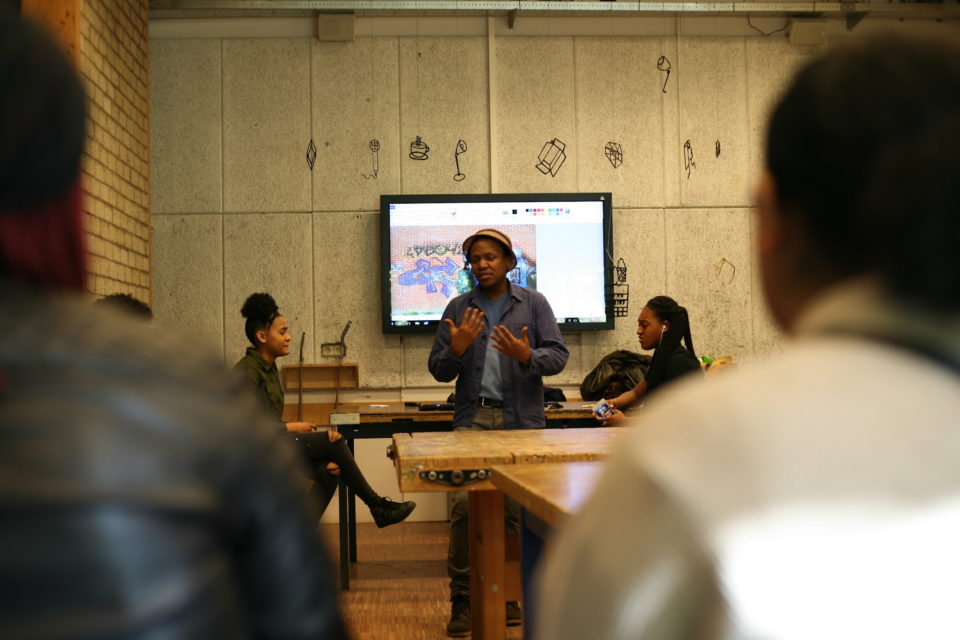 Lebo Tlali giving a workshop at Open Schoolgemeenschap Bijlmer, April 2019